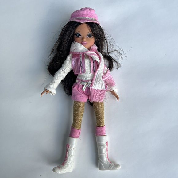 Moxie Girlz Sophina Magic Snow Sledge  2009 MGA Online Game Code Complete! - Picture 2 of 10